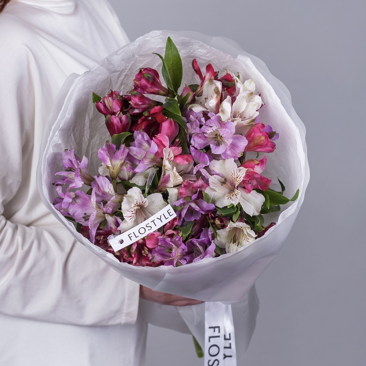 buket iz 15 alstromerij 6